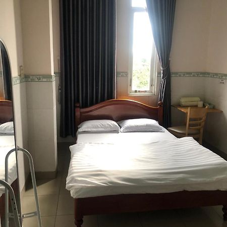 Bed and Breakfast Khach San Quoc Viet Баолок Экстерьер фото