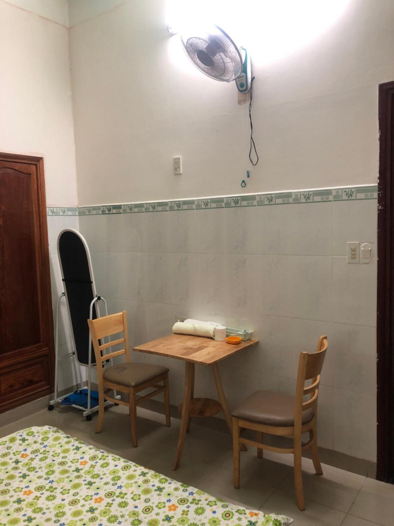 Bed and Breakfast Khach San Quoc Viet Баолок Экстерьер фото